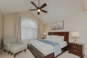The Grape Serenity-w/Hot Tub, EV charger & Wet Bar - Image 4