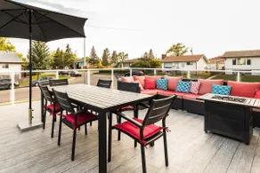 5BR Near Zoo & Stampede • Games Room + Big Yard - Image 4