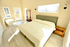 Designer Cabin near vineyards - Image 4