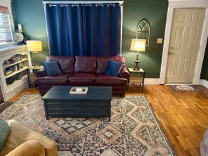 The Blue Bungalow - Image 2
