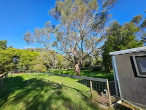 Comfort Cabin Under the Gum Trees - Image 2