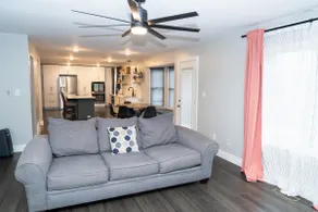 Stylish 4 Bed 2.5 Bath Home in Reynoldsburg - Image 2