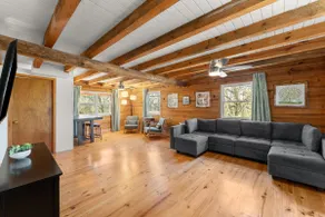 Story Tree Cabin - Image 4