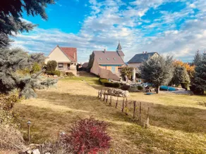 LakePark Villa & Swimming pool, Lake & Garden - Image 5