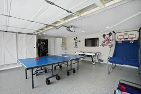 Last-Minute Disney Deal • Game Room • 2 Kings - Image 3