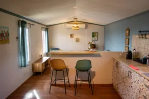 Noa's wooden cabin - Image 4