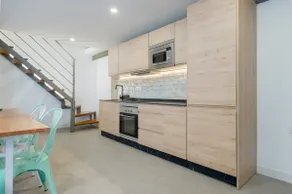 Buhaira apto duplex, free metro and free parking - Image 5