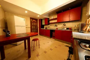 Cozy 3BR, 4-min CAI Airport, Balcony, Free Snacks - Image 3