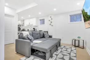 Aqua Dream: Modern Private Apt 2B/1B, 5G, Kitchen - Image 2