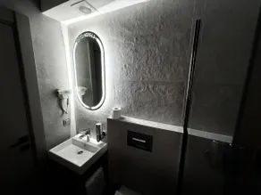 Best Spacious Room to Watch the City from the Balcony - Image 4