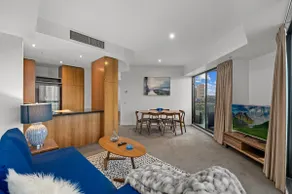 Exclusive Stays - Gallery Towers - Image 4