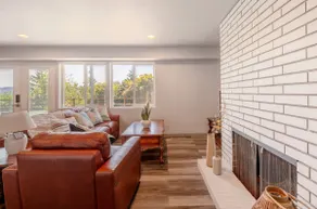 Bright 2BR Lower Unit | Relaxing Yard & Great Spot - Image 5