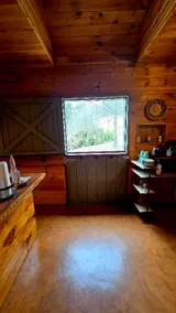 Bollgen's Cabin on the Farm - Image 5