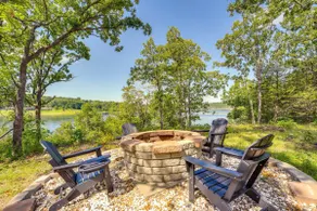 Thundercliff Lake House - Image 2