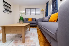 House Carlisle | Families, Groups, Contractors - Image 4