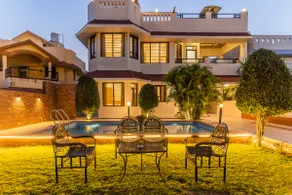 Tapah Villa-Luxury 5BHK w/ Pool - Image 3