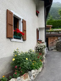 Apartment located on the ground floor of a house - Image 2