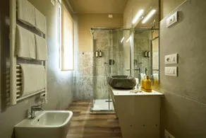 classroom 1a/6a · The School Venice, boutique loft - Image 3