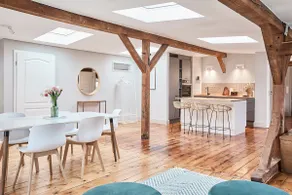 Theoloft. 220 sqm House in the House. 20 Guests. 5xParken. - Image 2