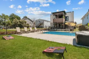 Luxury Riverwalk Pool Retreat - Image 2