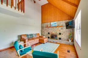Lakefront Retreat Dock & Views - Image 5