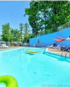 *Lakeview Getaway* - Image 3
