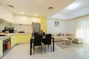 Chic City Escape with Balcony & Pool Access - Image 4