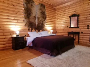 ''Nest'' The Wooden Suite by Ski Alure - Image 4