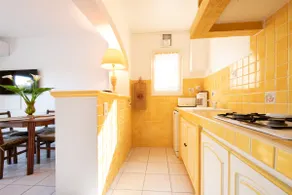 Air-conditioned 50 m2 ground floor apartment - Image 3