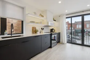 Condo for 4 Overlooking Downtown Collingwood - Image 3
