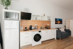 Stylish Studio with Easy Access to Valencias Best - Image 5