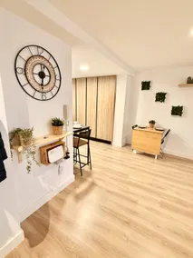 Renovated and bright in Zaragoza - Image 2