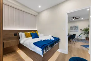 High Park Grove Modern 1B1B, Kitchen, Laundry - Image 3