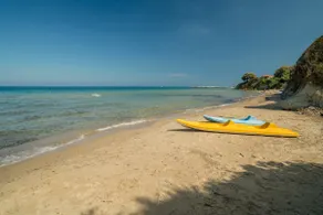 Two Bedroom/2 bathrooms beach front Villas - Image 3