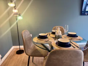 Lapford Luxe - Stylish 3Bdr by Etihad and Coop Live - Image 5