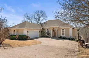 The Blue Heron Lakehouse - Image 3