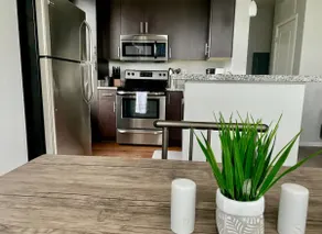 Spacious 1BR/1BA Near Hospital - Image 5