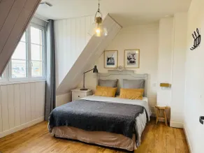 Port view – 4 people, 2 bathrooms, D-Day Landing Beaches - Image 3