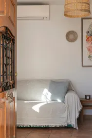 House with ocean views in Altea - Image 3