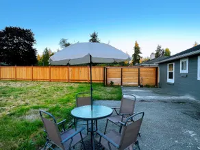 Cozy North Seattle Rambler with Spacious Yard - Image 3