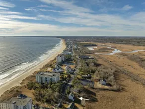 5BR Family Dream with Private Beach Access - Image 2