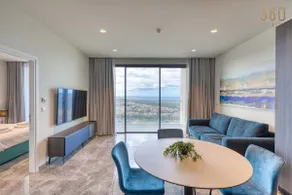The Official Mercury Suites - 22nd Floor w/Pool - Image 5