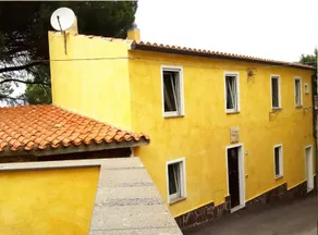 Domus de Maria typical Sardinian house with parking - Image 2