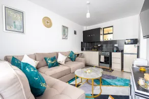 Haven 1BR | 2 min to KU Referral Hospital| Wi-fi - Image 4