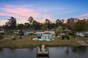Lakeside Dreams W/Pool & Spa - Image 2