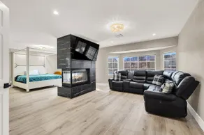 Luxe 5BR Home w/ Pool, BBQ, EV Charger Near Strip! - Image 2