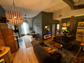 Downtown 3BR Historic Loft Suite - Image 3