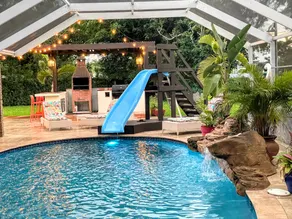 Hamilton House Miami - Tropical Oasis / Heated Pool / Tiki / Brazilian BBQ - Image 4