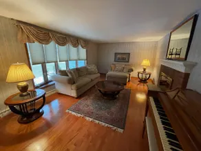 East River Home Close to Downtown - Image 2
