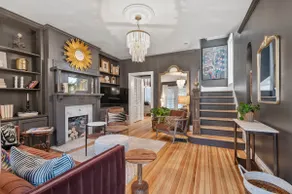 Gothic Boho Hideaway |4BR |Parking |Safe &walkable - Image 4